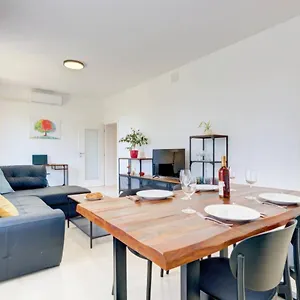 https://new-2022-rooms-marchese-vodnjan.in-istria.net