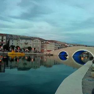 https://apartments-magdalena-pag.hotelinzadar.com