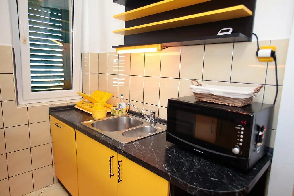 بيت ضيافة Rooms Carija تروغير