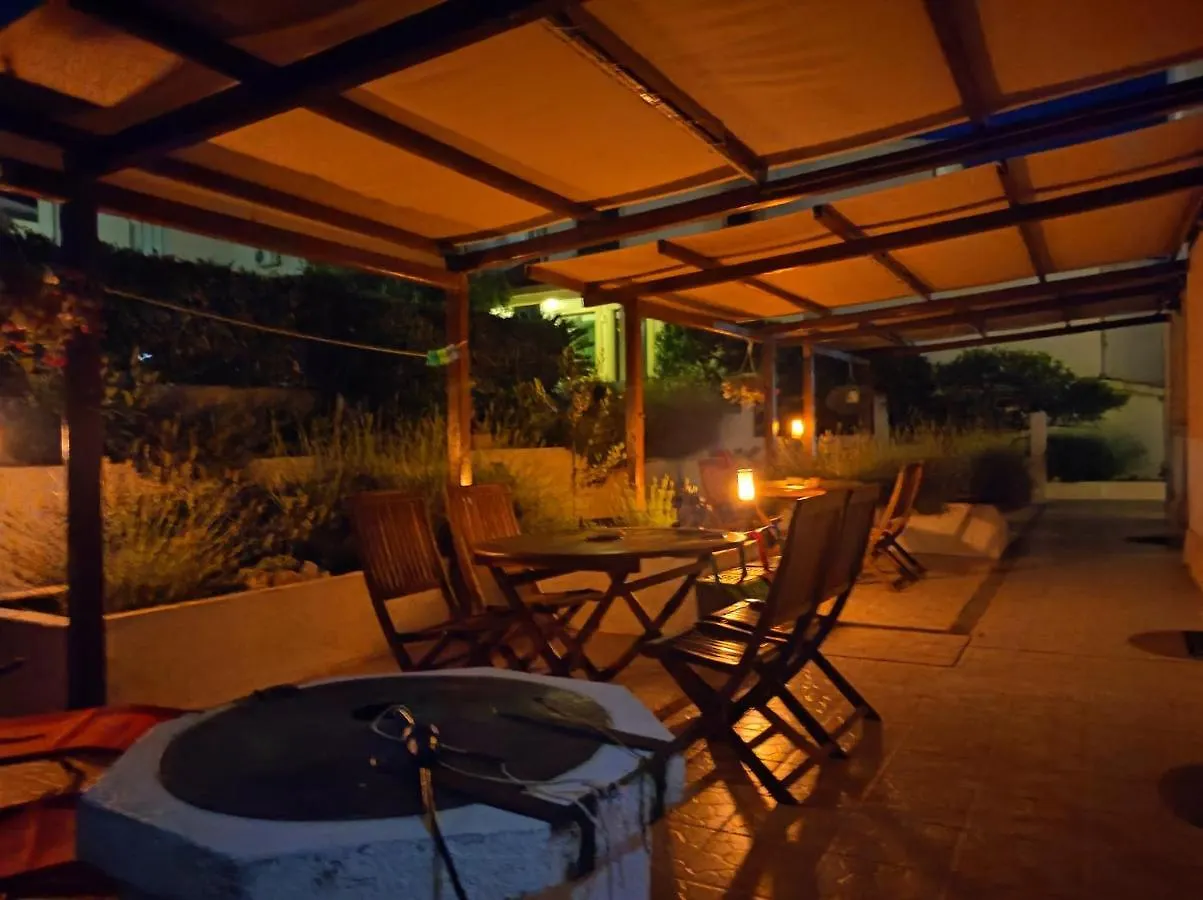 Rooms Carija تروغير بيت ضيافة
